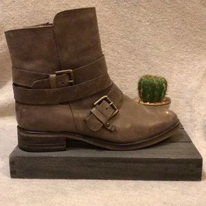 Treasure & Bond Sabana Short Boot